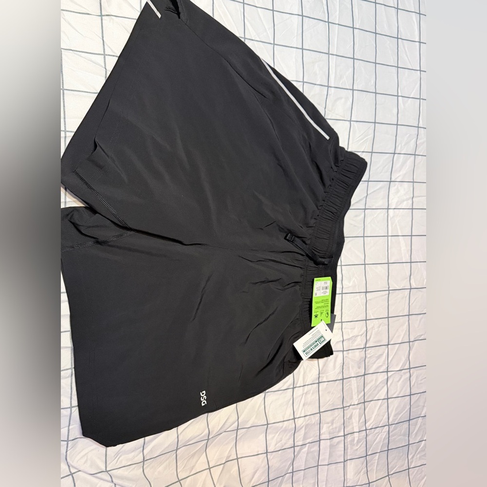 DSG Men's Black Performance Shorts